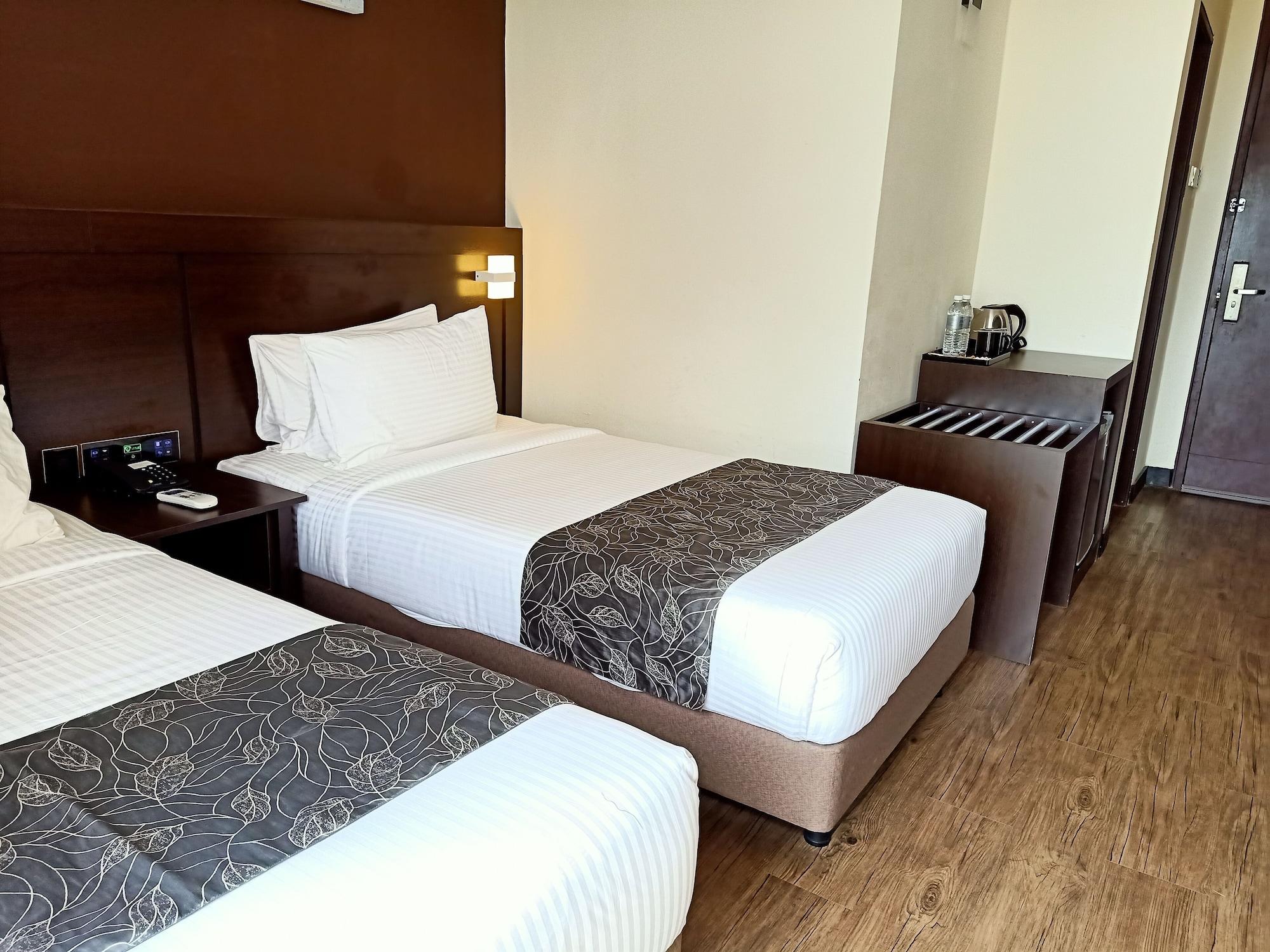 Villea Rompin Resort & Golf Куала-Ромпин Экстерьер фото