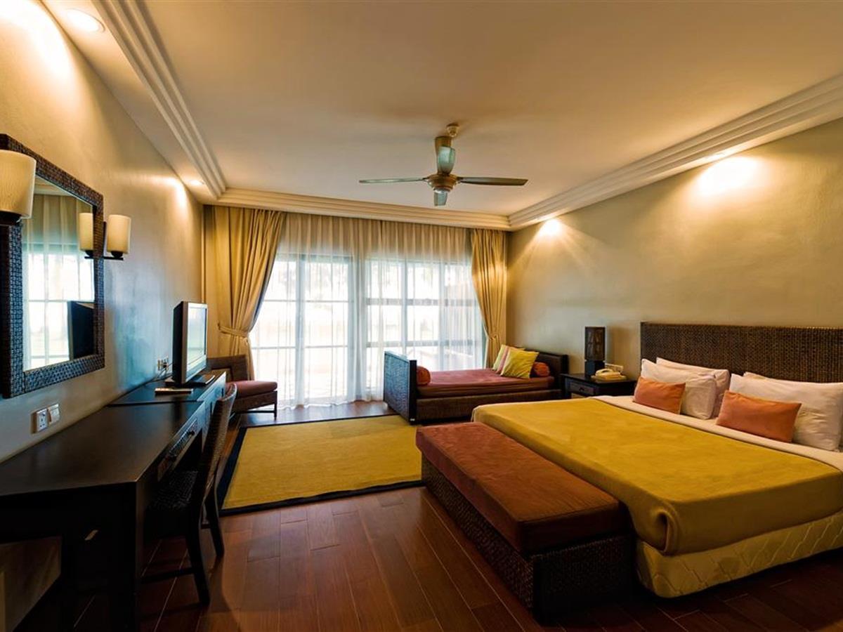 Villea Rompin Resort & Golf Куала-Ромпин Экстерьер фото