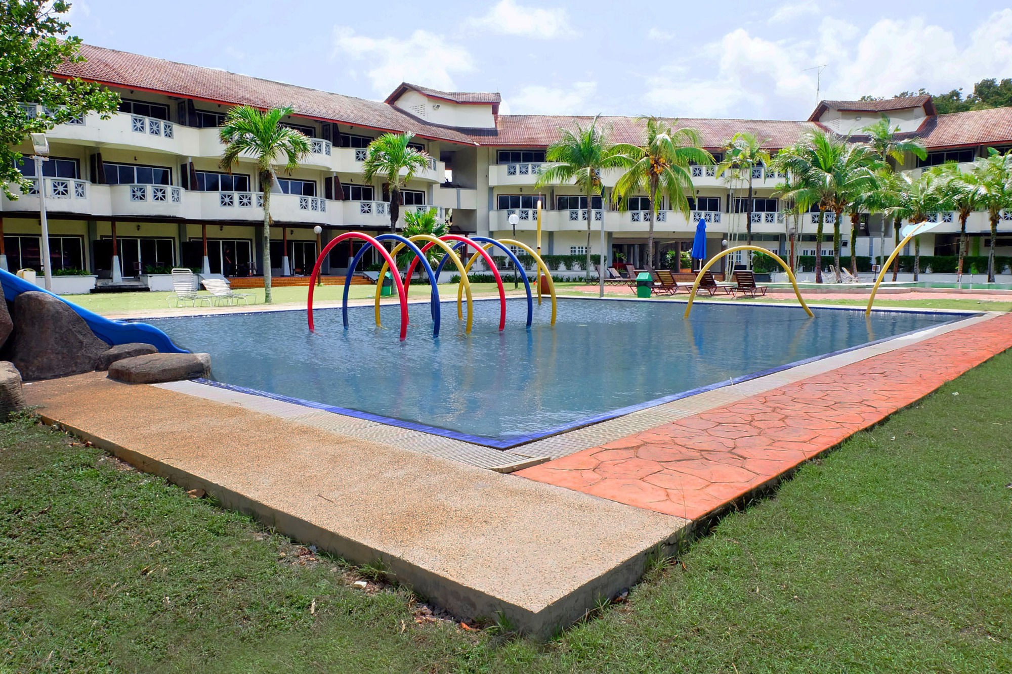 Villea Rompin Resort & Golf Куала-Ромпин Экстерьер фото